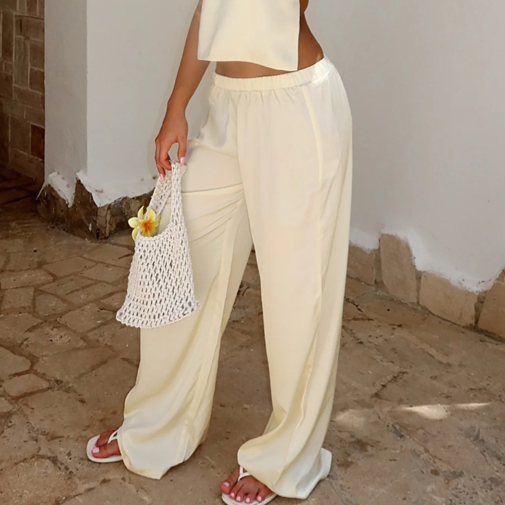 White Fox More To Come Pants Silky Satin Butter Yellow